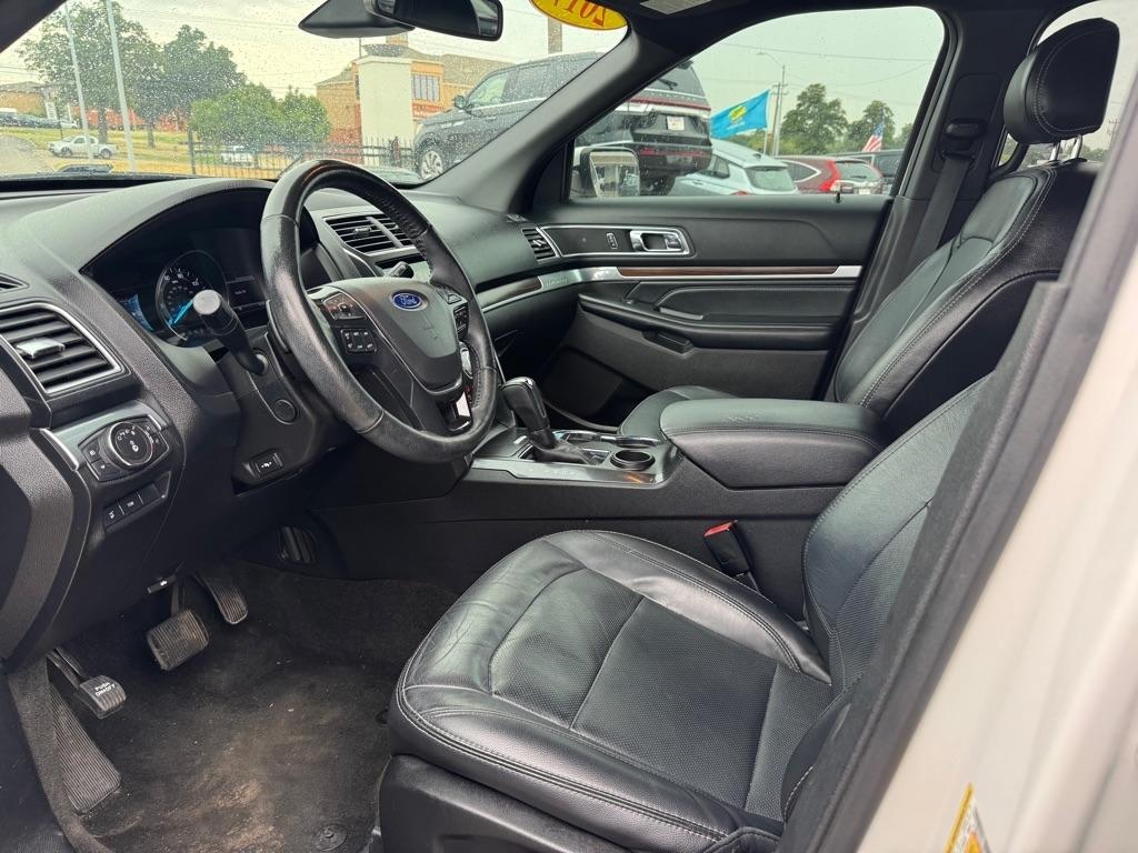 Ford Explorer Limited FWD 2017