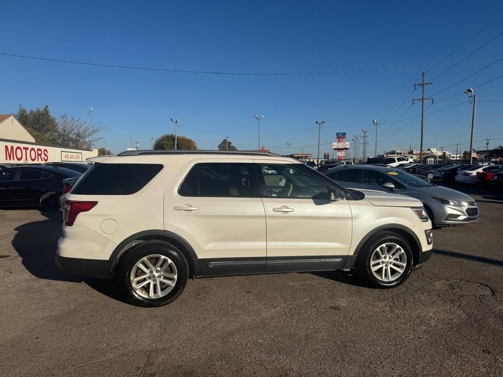 Ford Explorer XLT FWD 2016