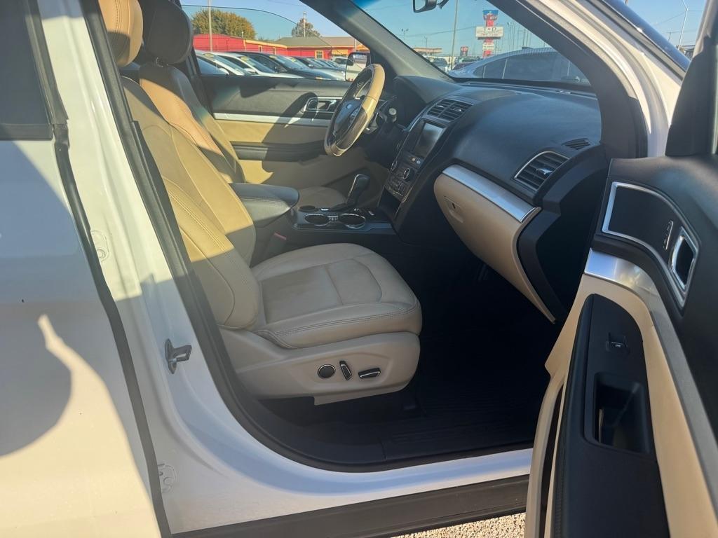 Ford Explorer XLT FWD 2016