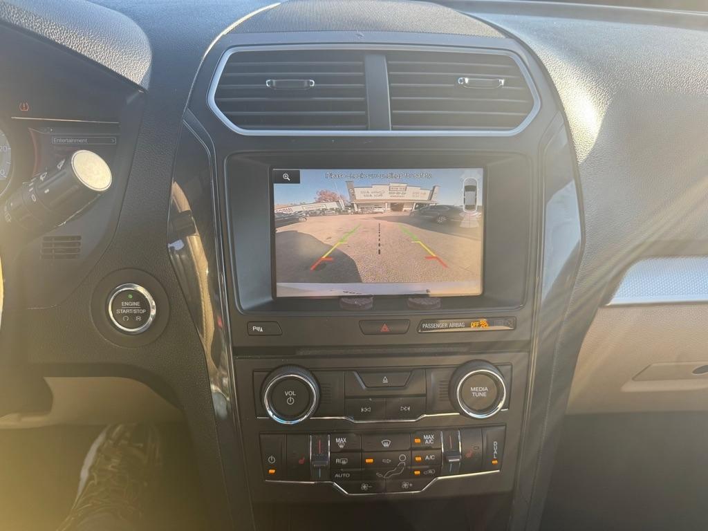 Ford Explorer XLT FWD 2016