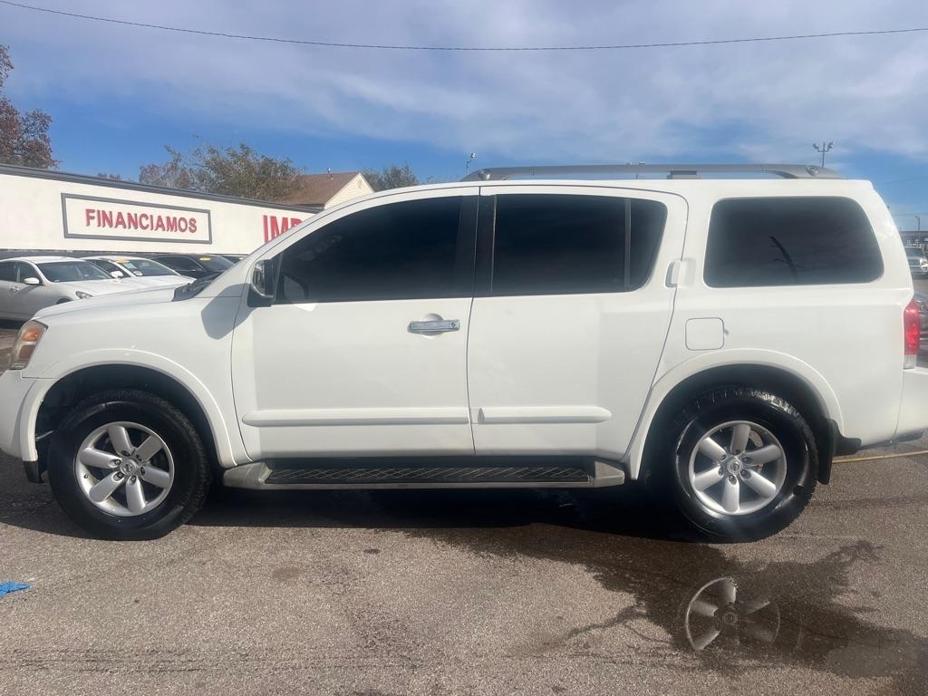 Nissan Armada SV 2WD 2011