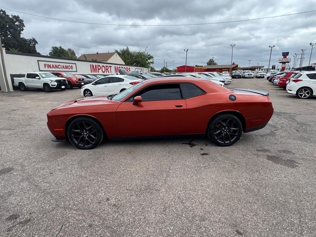 Dodge Challenger SXT 2021