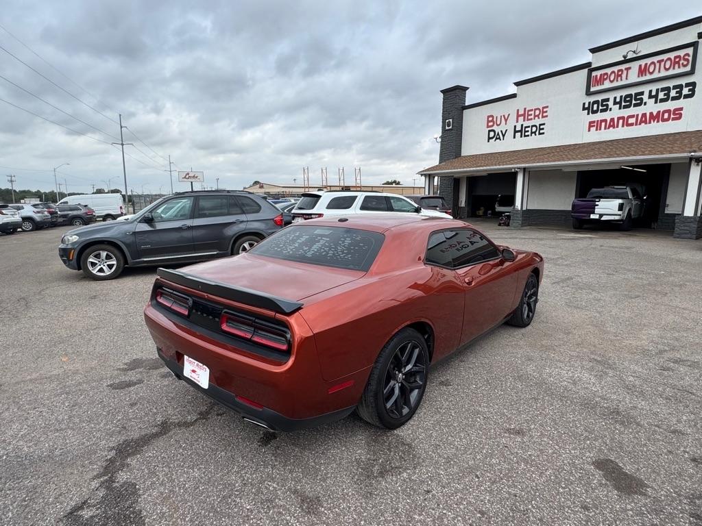 Dodge Challenger SXT 2021