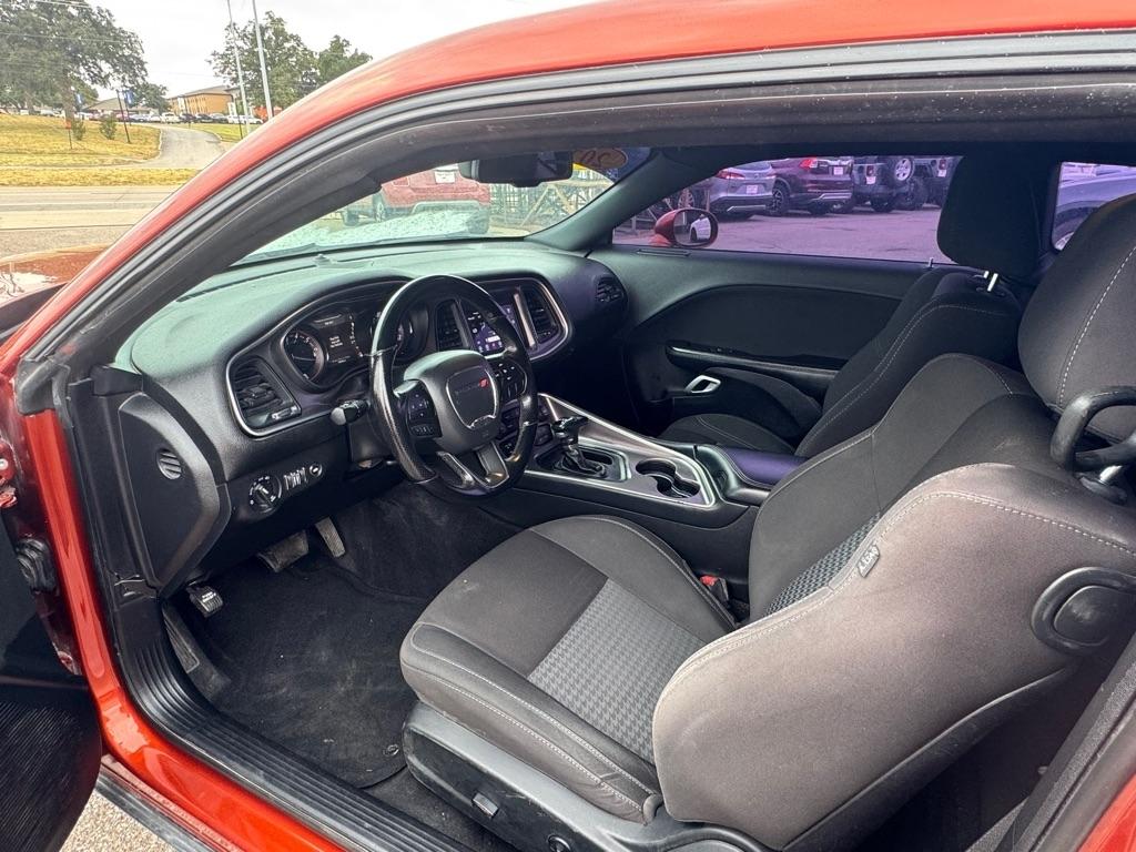 Dodge Challenger SXT 2021