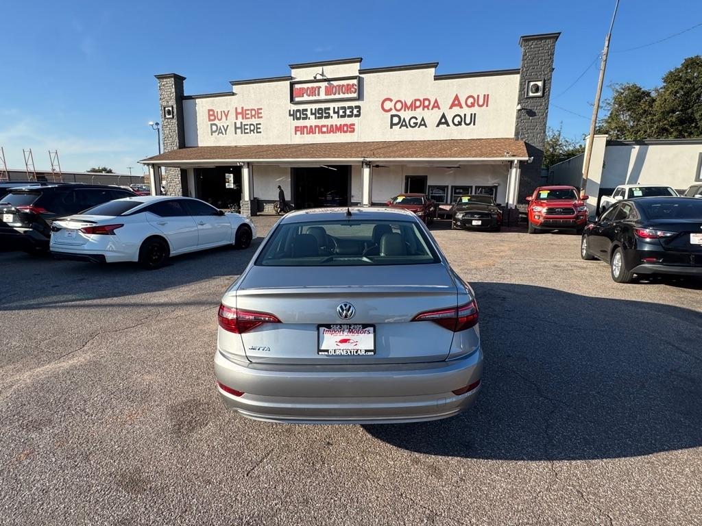 Volkswagen Jetta 1.4T S 8A 2020