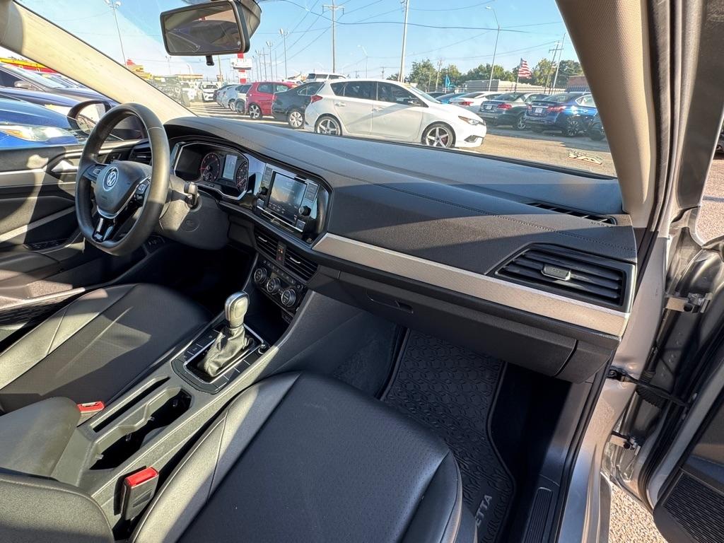 Volkswagen Jetta 1.4T S 8A 2020
