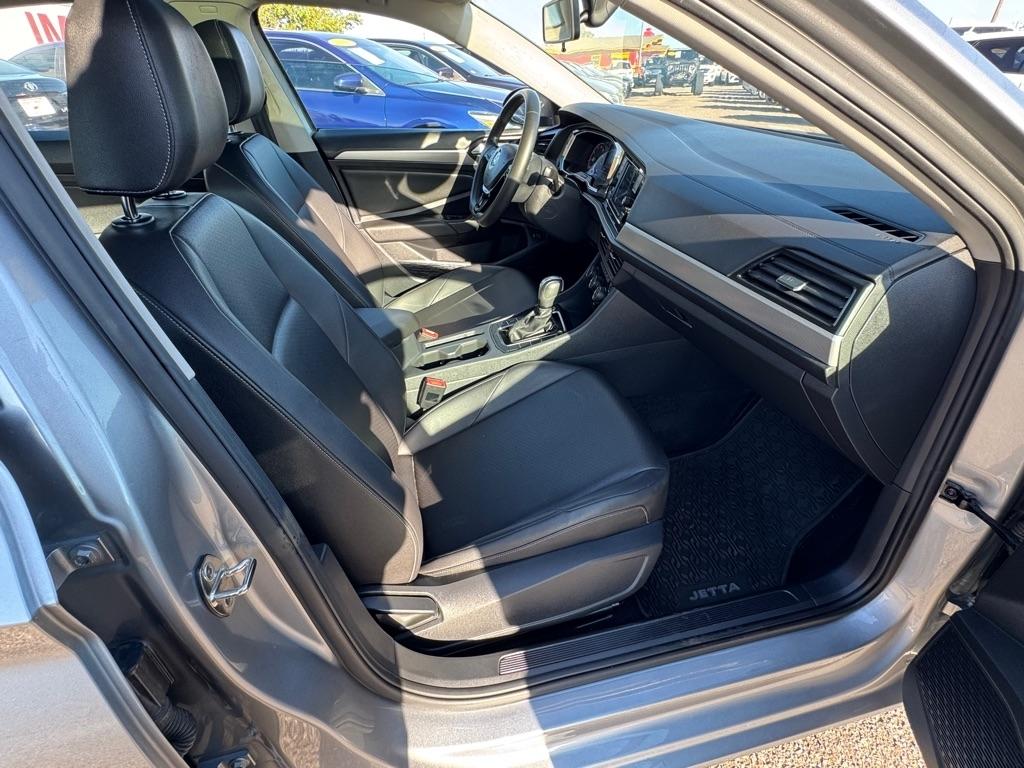 Volkswagen Jetta 1.4T S 8A 2020