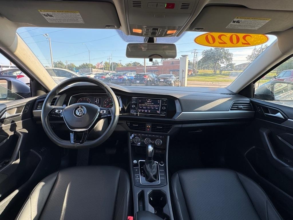 Volkswagen Jetta 1.4T S 8A 2020