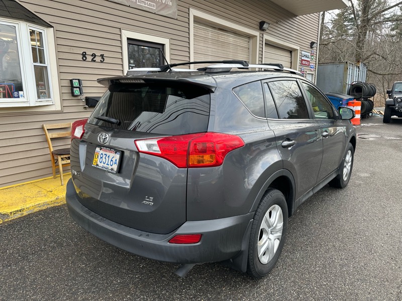 Toyota RAV4 LE AWD 2014