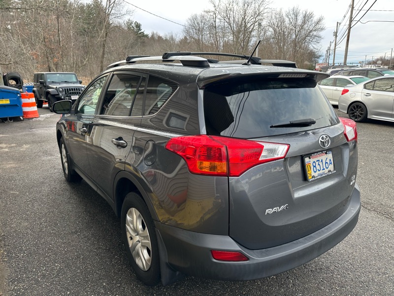 Toyota RAV4 LE AWD 2014
