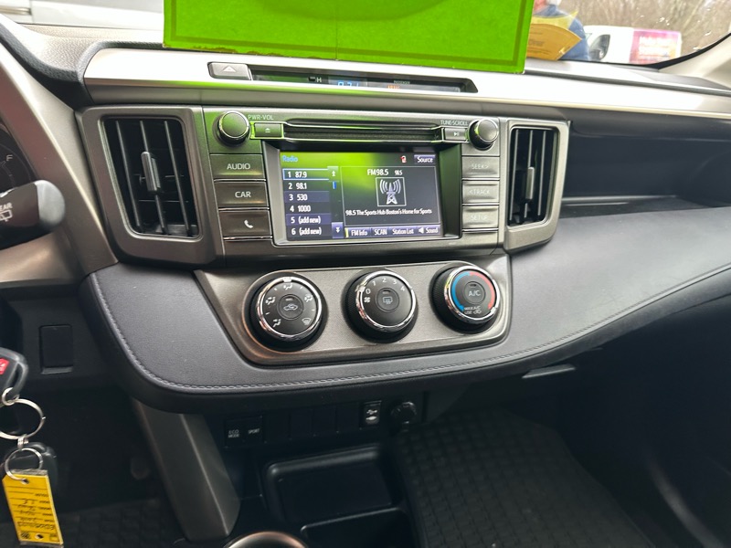 Toyota RAV4 LE AWD 2014