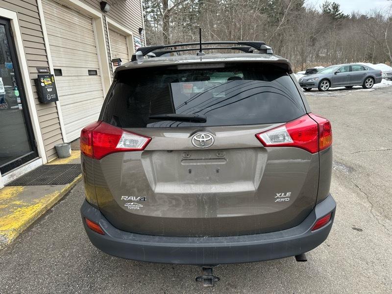 Toyota RAV4 XLE AWD 2013