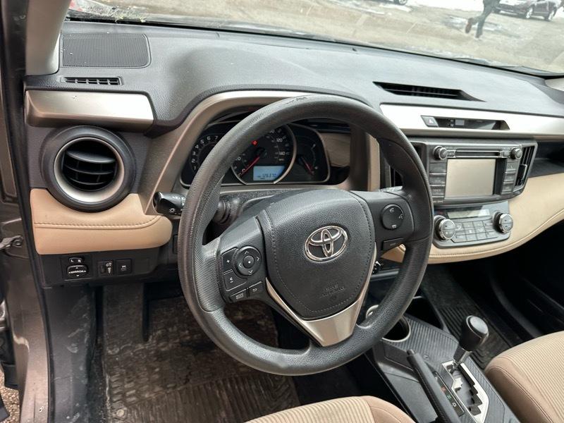 Toyota RAV4 XLE AWD 2013