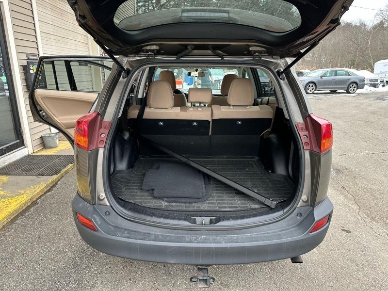 Toyota RAV4 XLE AWD 2013