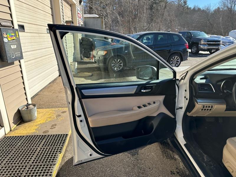 Subaru Outback 2.5i Premium 2016