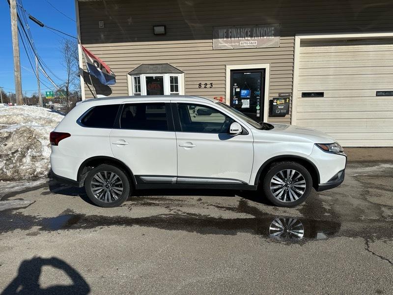 Mitsubishi Outlander SEL AWD 2020