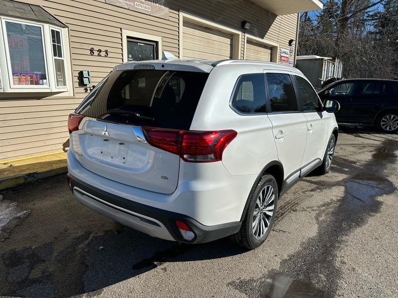 Mitsubishi Outlander SEL AWD 2020