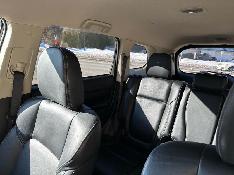 Mitsubishi Outlander SEL AWD 2020