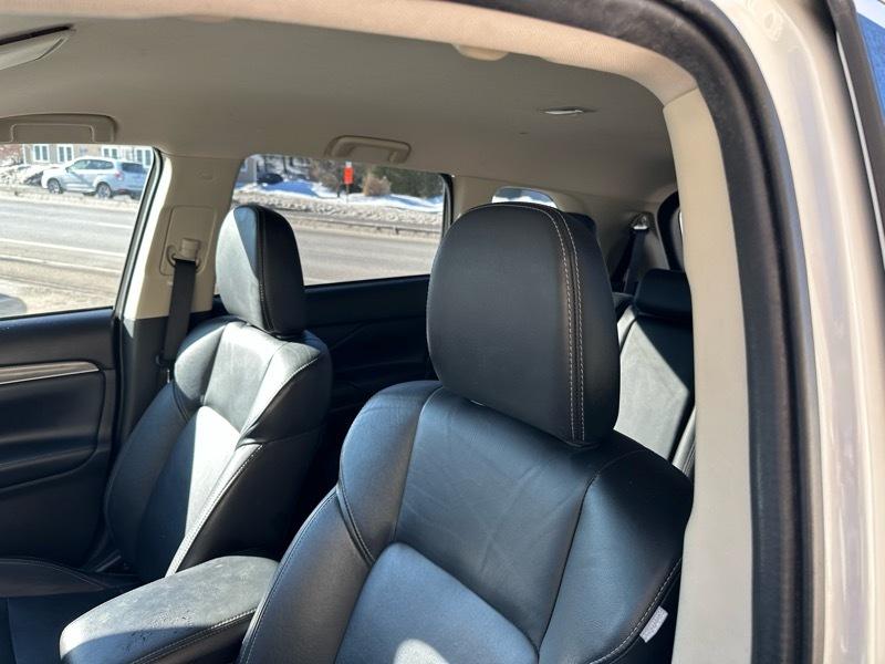 Mitsubishi Outlander SEL AWD 2020