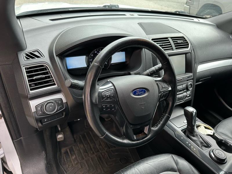 Ford Explorer XLT 4WD 2016