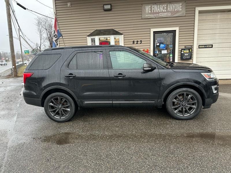 Ford Explorer XLT 4WD 2017