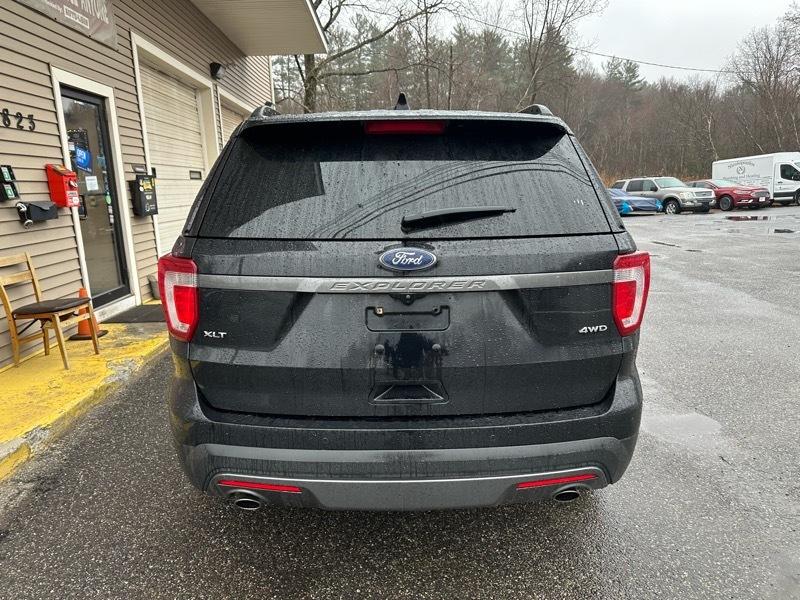 Ford Explorer XLT 4WD 2017