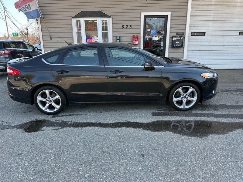 Ford Fusion SE 2014