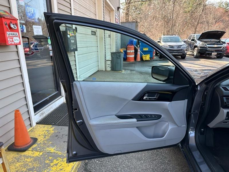 Honda Accord LX sedan 2017