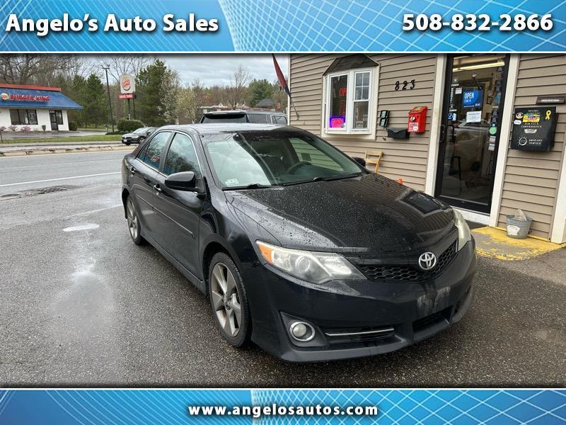 2014 Toyota Camry SE