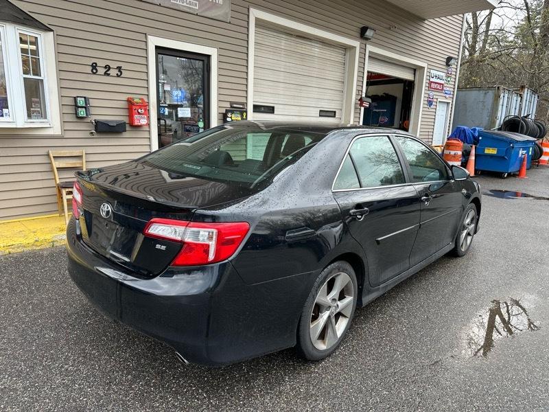 Toyota Camry SE 2014
