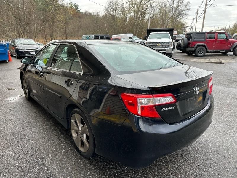 Toyota Camry SE 2014