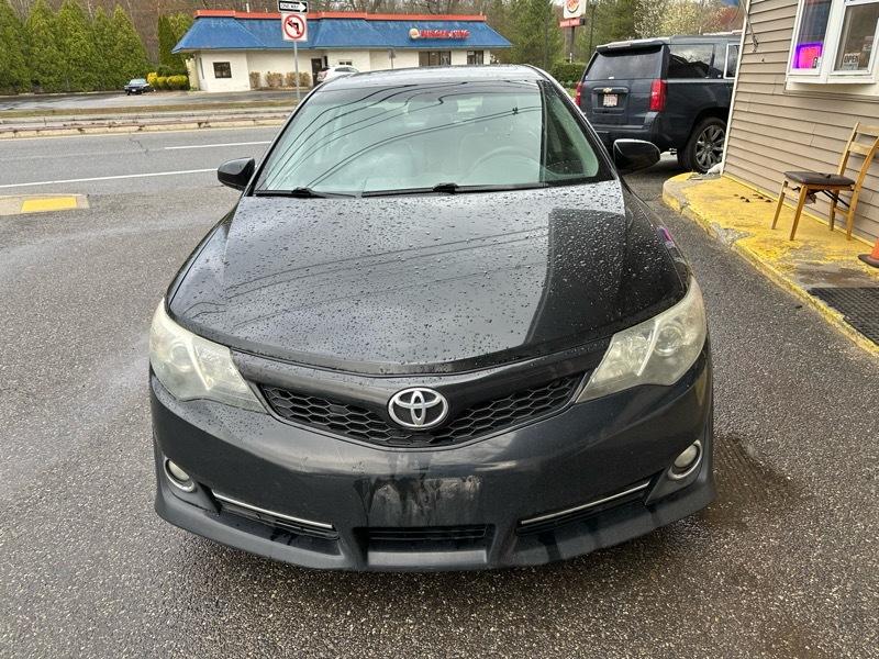Toyota Camry SE 2014