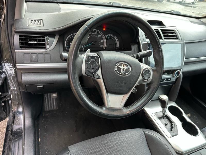 Toyota Camry SE 2014