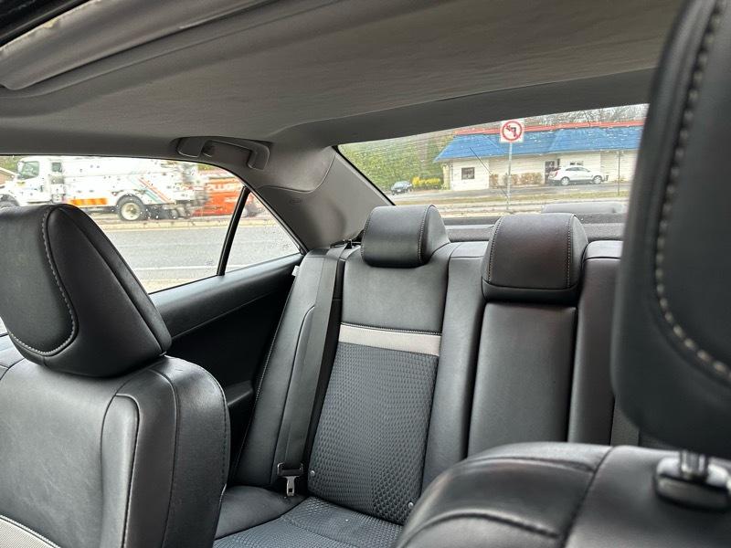 Toyota Camry SE 2014