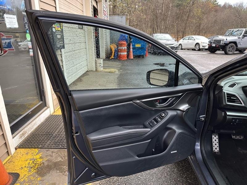 Subaru Impreza 2.0i Limited CVT 5-Door 2017