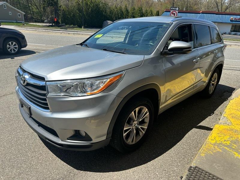 Toyota Highlander XLE AWD V6 2015