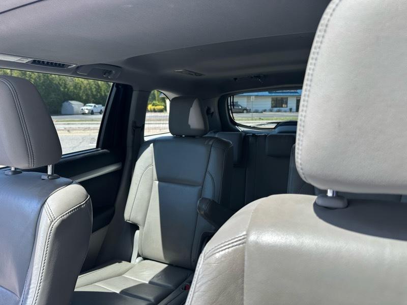 Toyota Highlander XLE AWD V6 2015