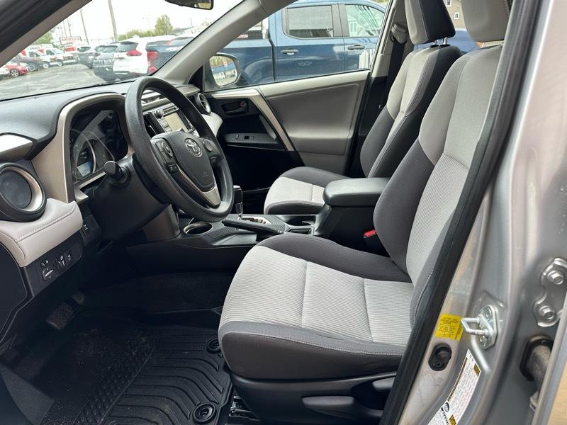 Toyota RAV4 XLE AWD 2013