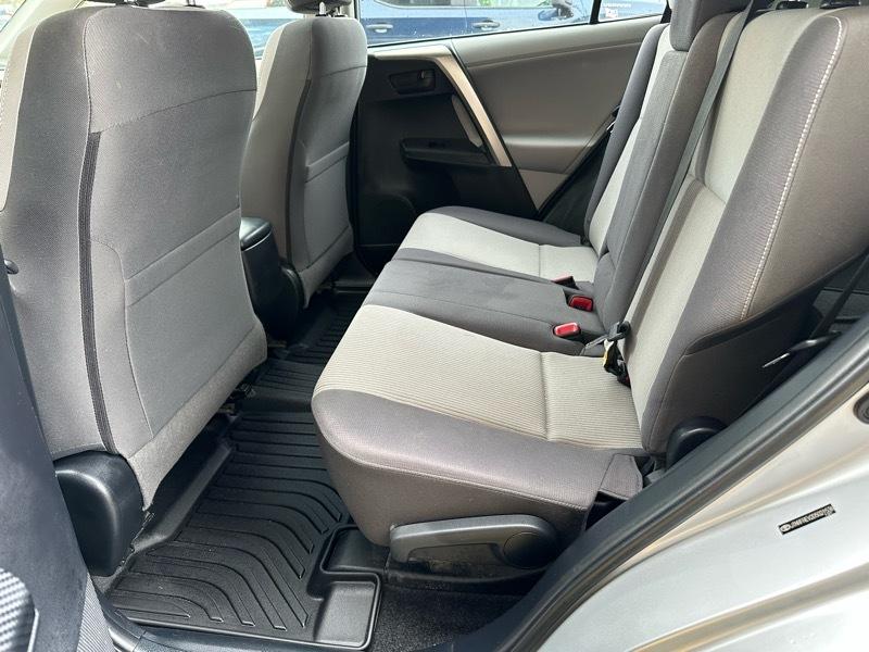 Toyota RAV4 XLE AWD 2013