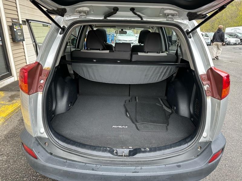 Toyota RAV4 XLE AWD 2013