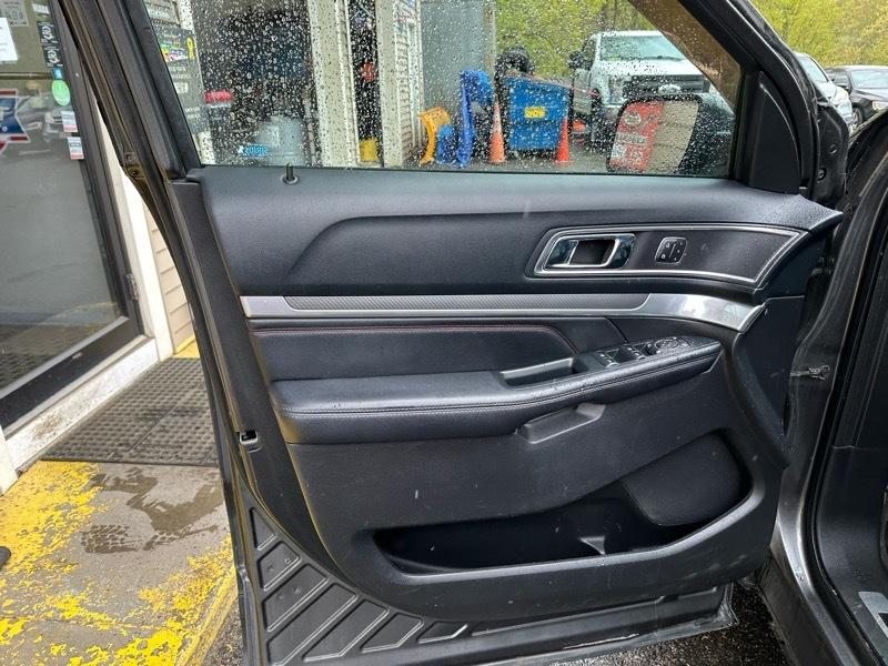 Ford Explorer Sport 4WD 2016