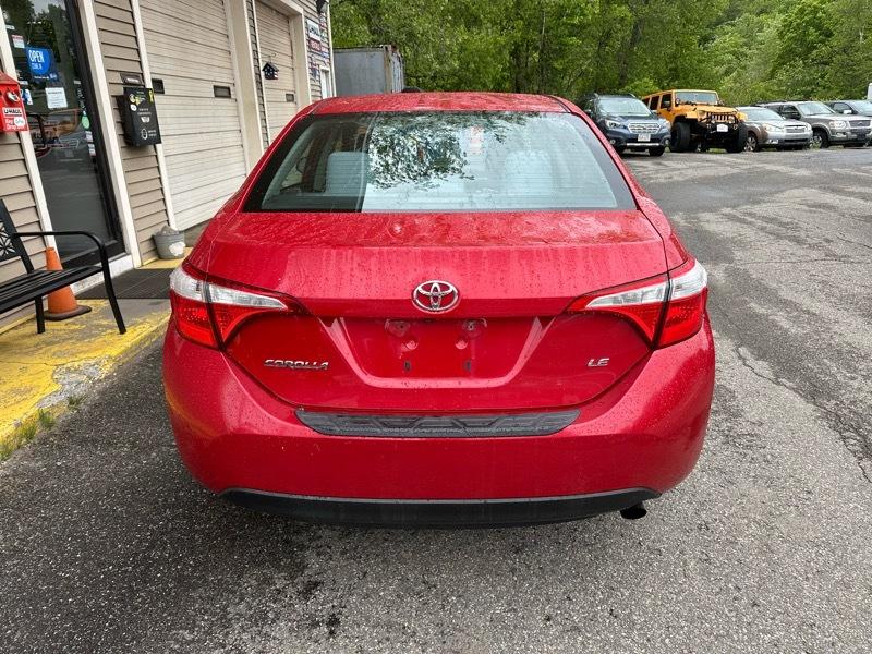Toyota Corolla 4dr Sdn LE Auto 2015