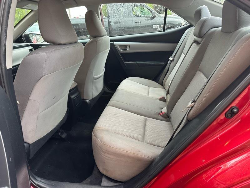 Toyota Corolla 4dr Sdn LE Auto 2015