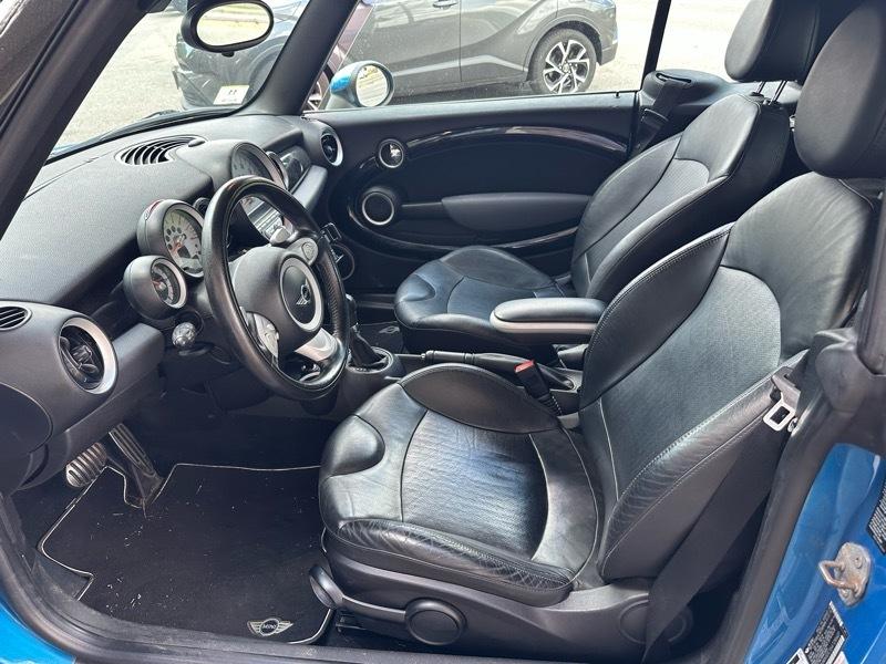 MINI Cooper S Convertible 2010
