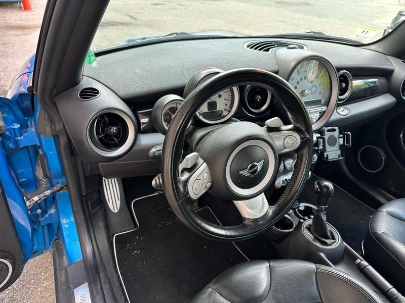 MINI Cooper S Convertible 2010