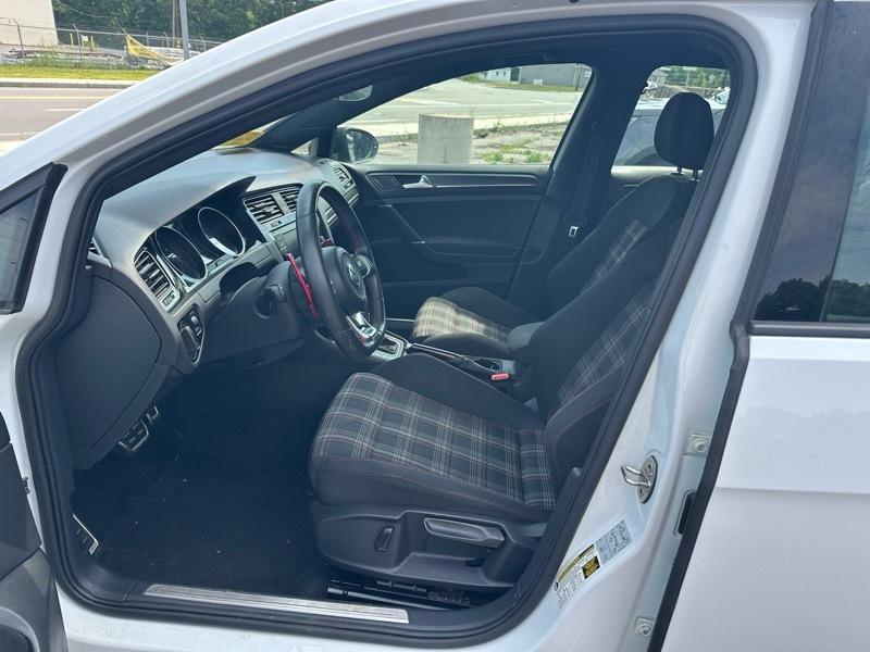 Volkswagen Golf GTI SE 7A 2019