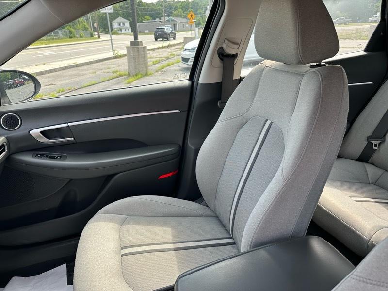Hyundai Sonata SE 2021