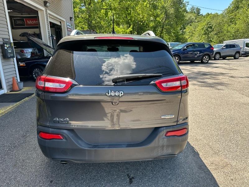 Jeep Cherokee Latitude 4WD 2015