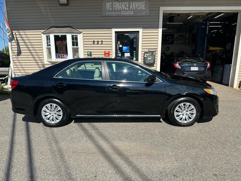 Toyota Camry L 2012