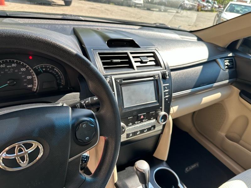 Toyota Camry L 2012